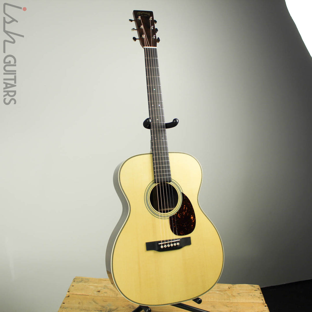 Martin Custom Shop 000-28 Wild Grain Rosewood Adirondack Spruce HD