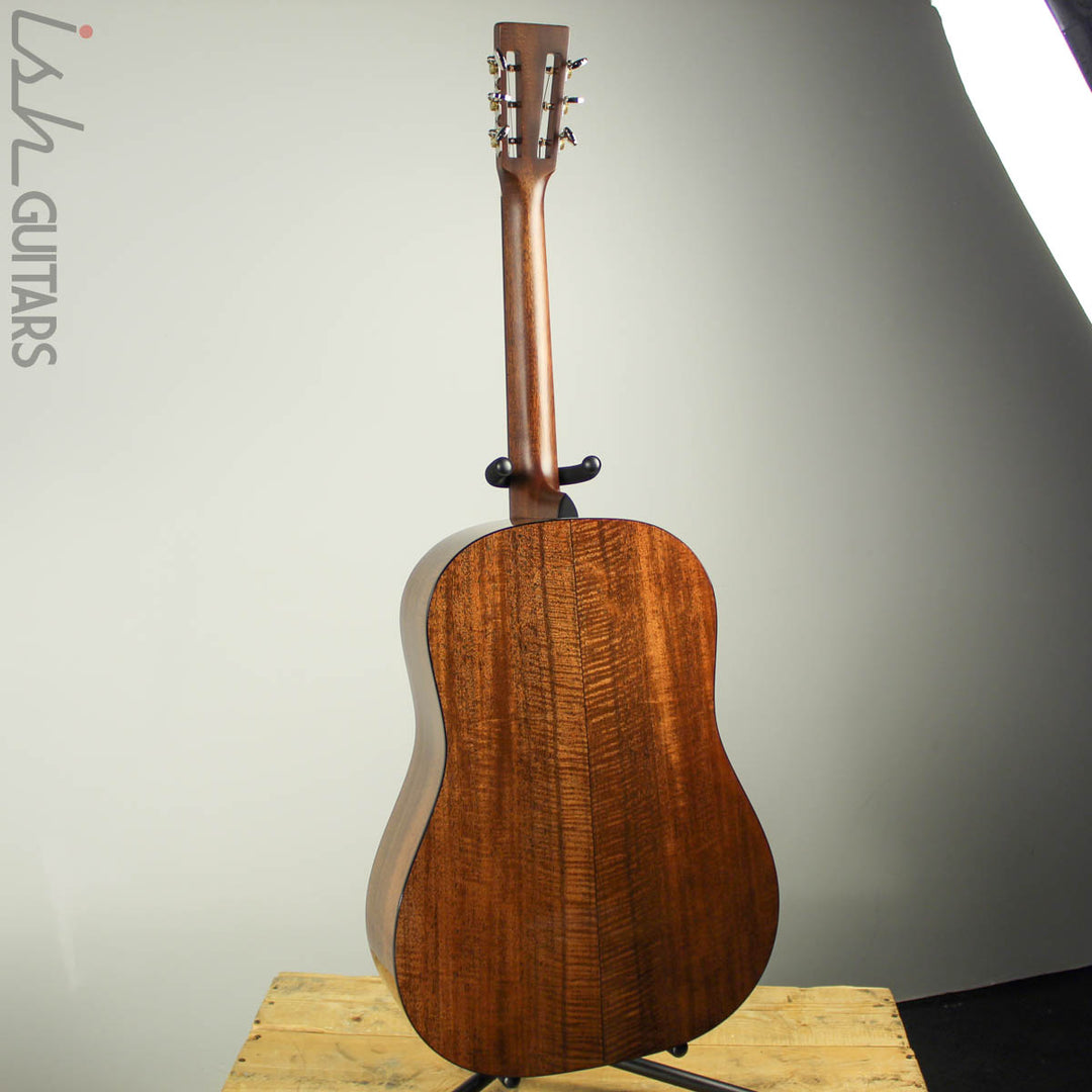 Martin Custom Shop D-1 DSS Slope Shoulder 12 Fret Dreadnought Flamed Mahogany