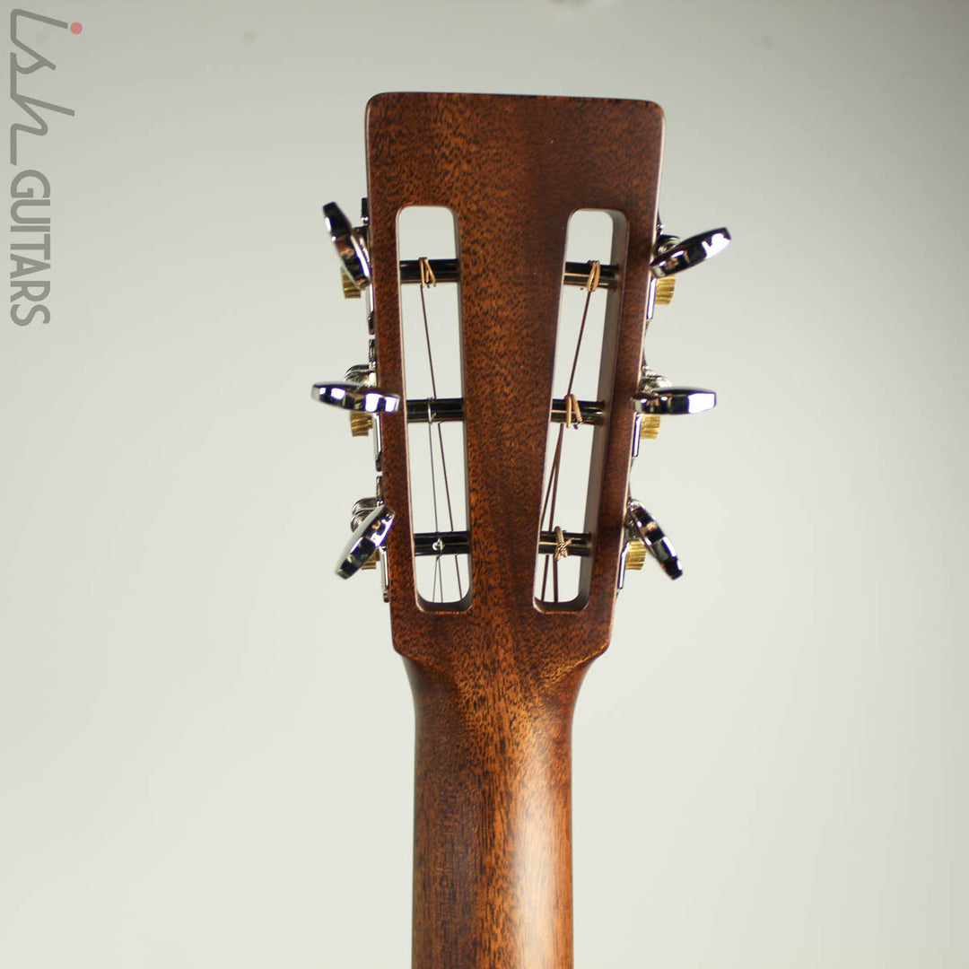 Martin Custom Shop D-1 DSS Slope Shoulder 12 Fret Dreadnought Flamed Mahogany