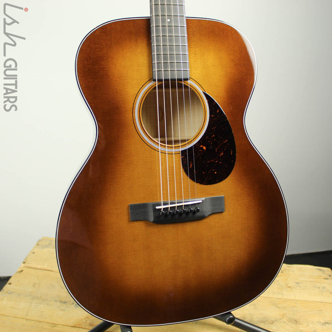 Martin Custom Shop 000-18 Curly Ash 1933 Amber Tone Burst (DEMO VIDEO)