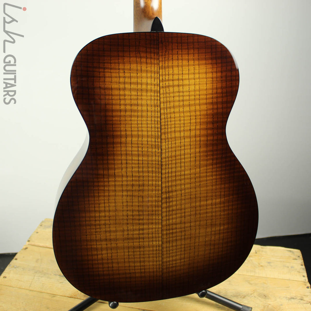 Martin Custom Shop 000-18 Curly Ash 1933 Amber Tone Burst (DEMO VIDEO)