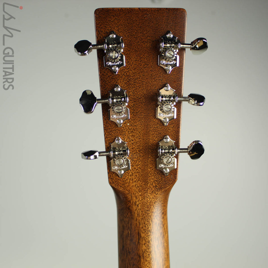 Martin Custom Shop 000-18 Curly Ash 1933 Amber Tone Burst (DEMO VIDEO)