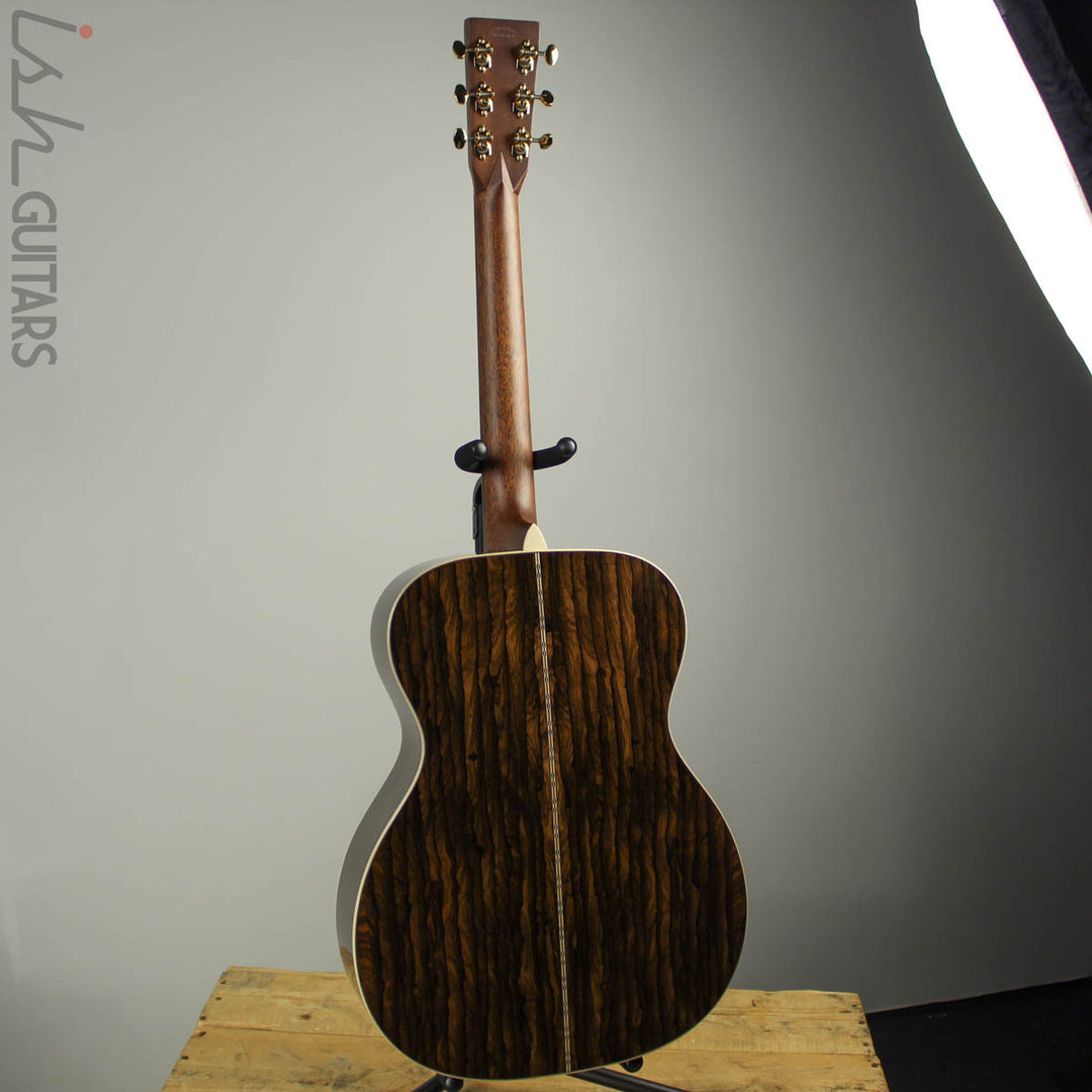 Martin Custom Shop 000-28 Ziricote NAMM 2019 (DEMO VIDEO)