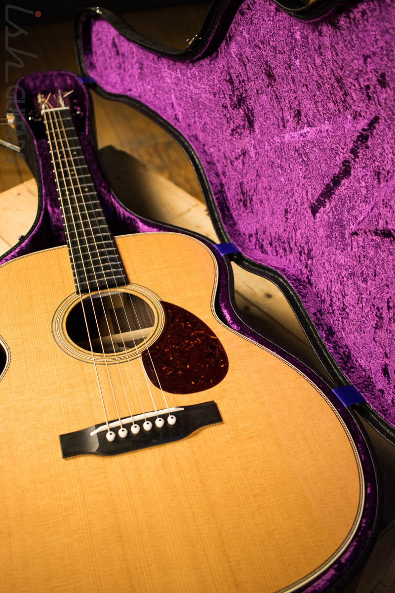 Collins OM2HT Acoustic Guitar