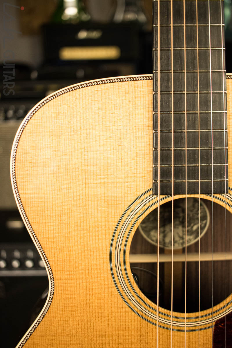 Collins OM2HT Acoustic Guitar