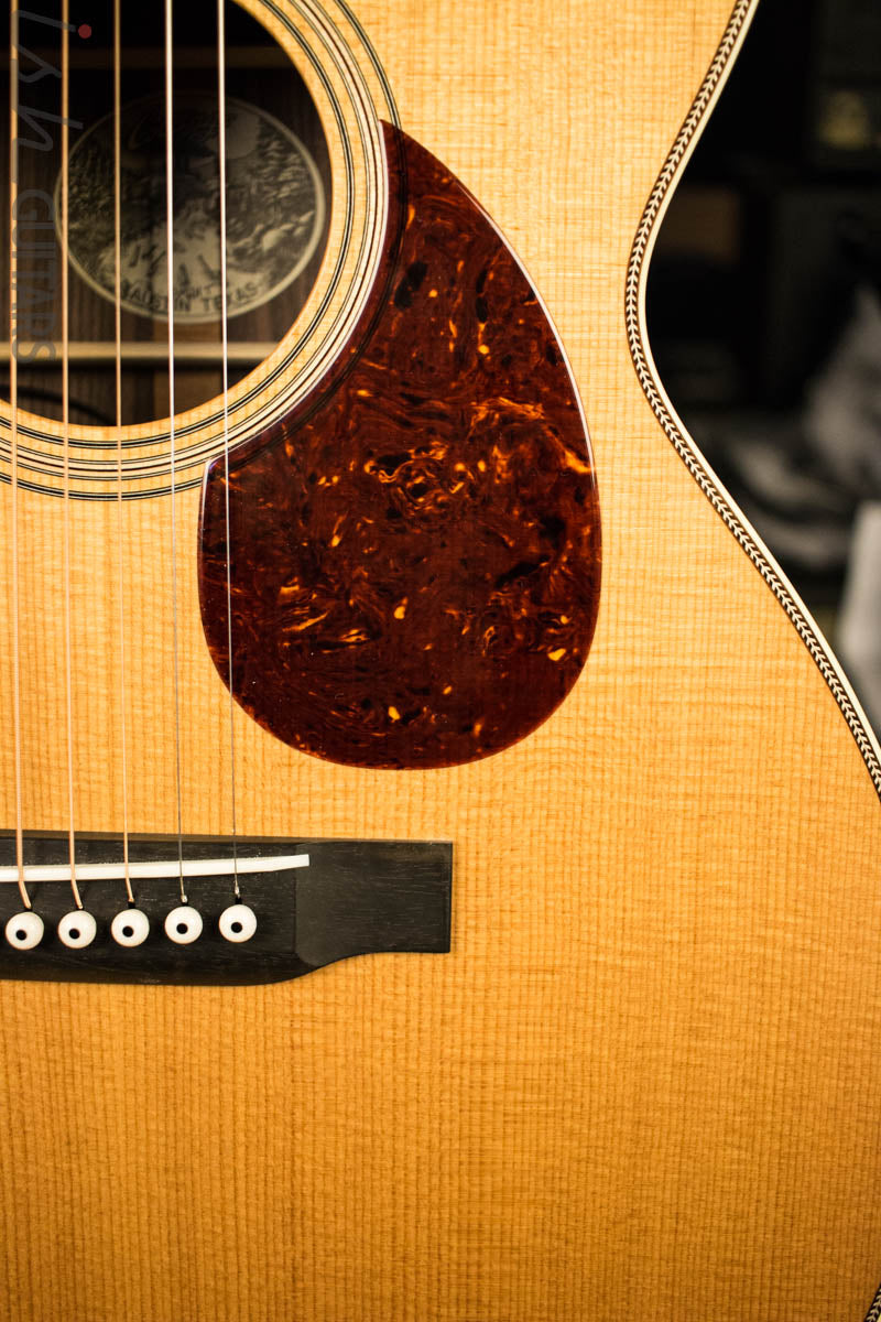 Collins OM2HT Acoustic Guitar