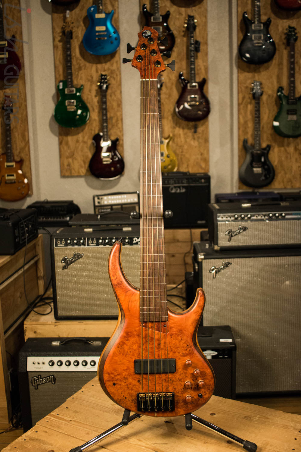 NAMM 2017 MTD 535 Marilyn 5 String Piezo Fretless Bass Guitar