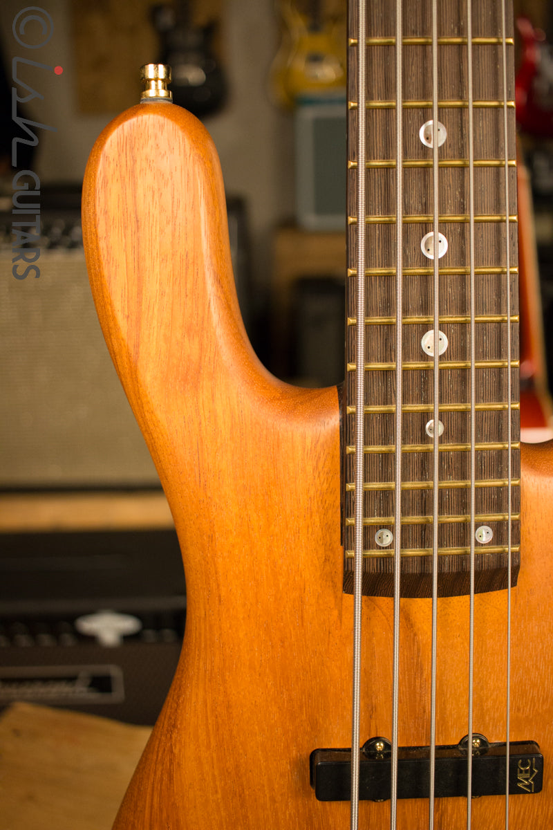 Warwick Masterbuilt Streamer Stage II 5 String Afzelia Wenge