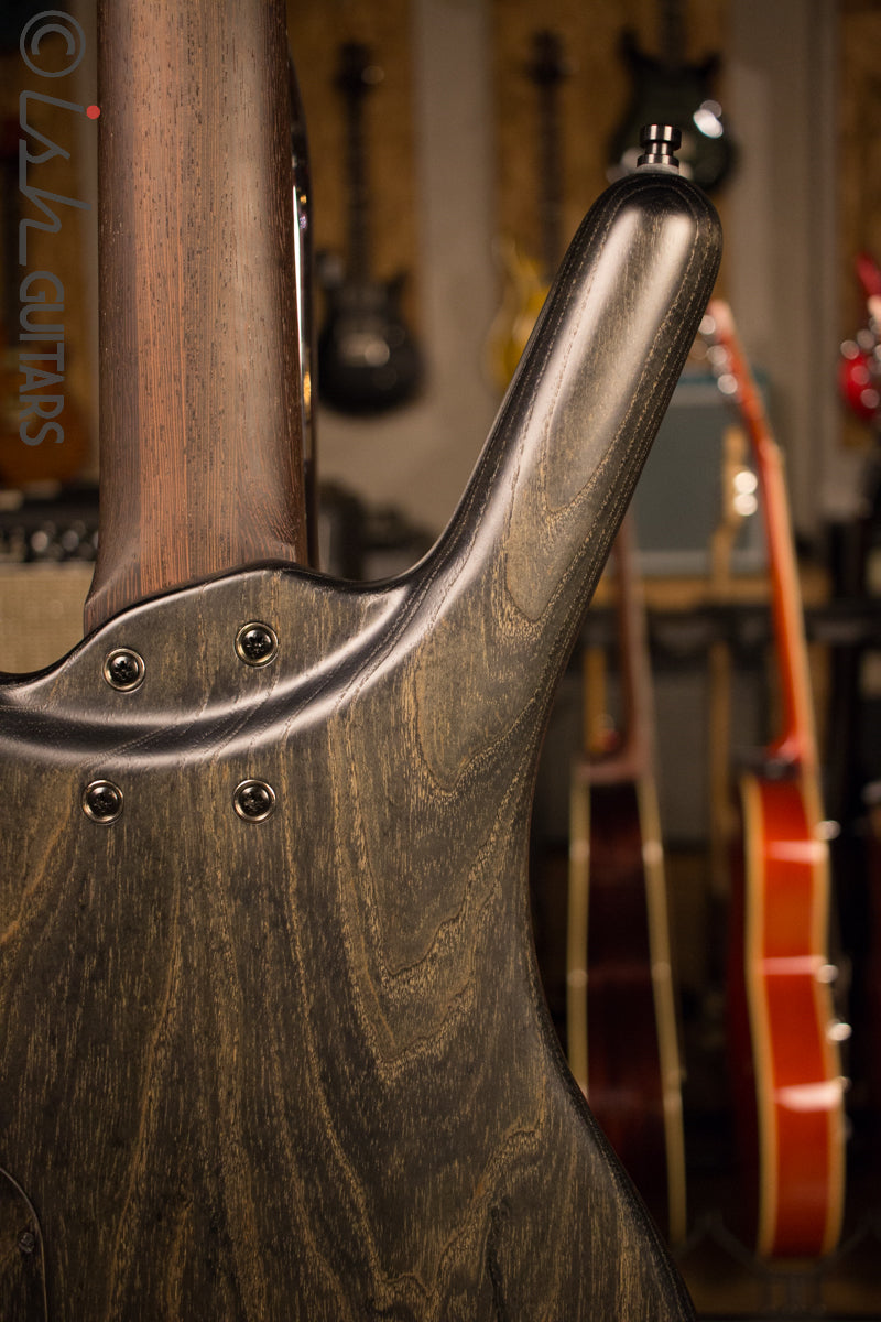Warwick Corvette $$ German Masterbuilt Nirvana Black