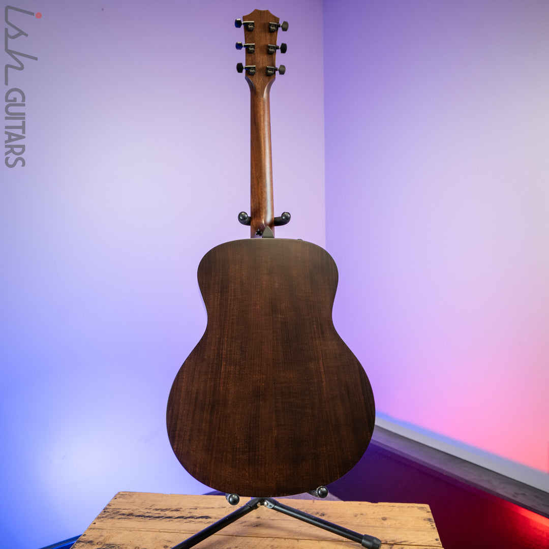 Taylor 326ce Urban Ash/Mahogany