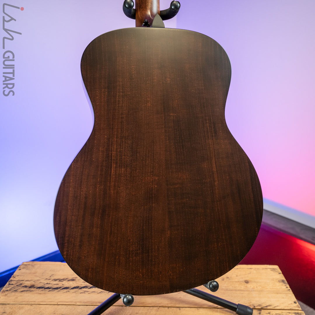 Taylor 326ce Urban Ash/Mahogany