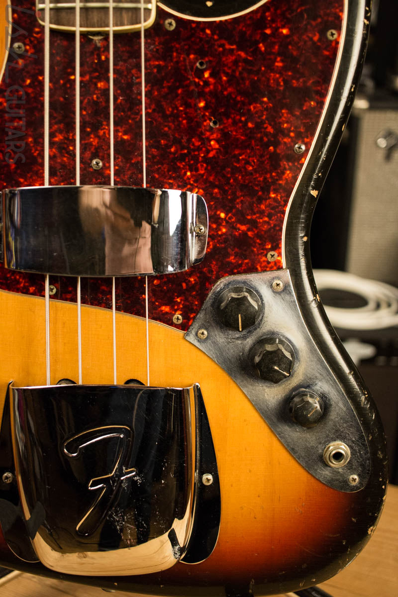 1972 Fender Jazz Bass Sunburst – Ish Guitars