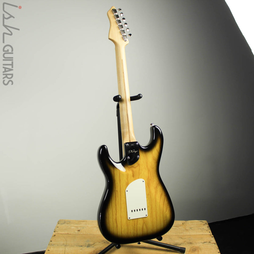 2014 D’Pergo Vintage Limited Strat Tobacco Sunburst