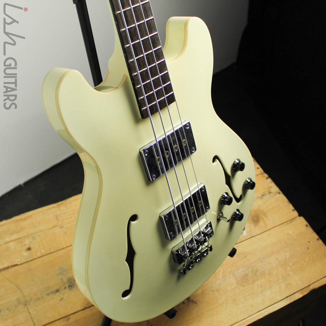 2018 Warwick Teambuilt Pro Series Star Bass Maple 4 Solid Creme White High Polish