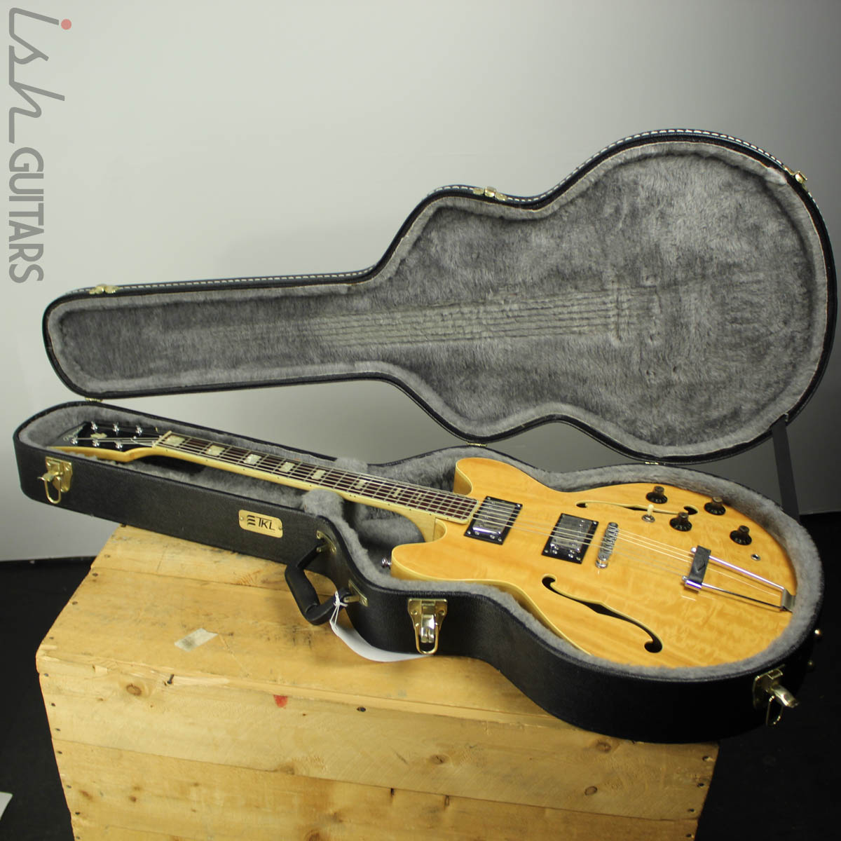 1970's Penco E-20NT Lawsuit – Ish Guitars
