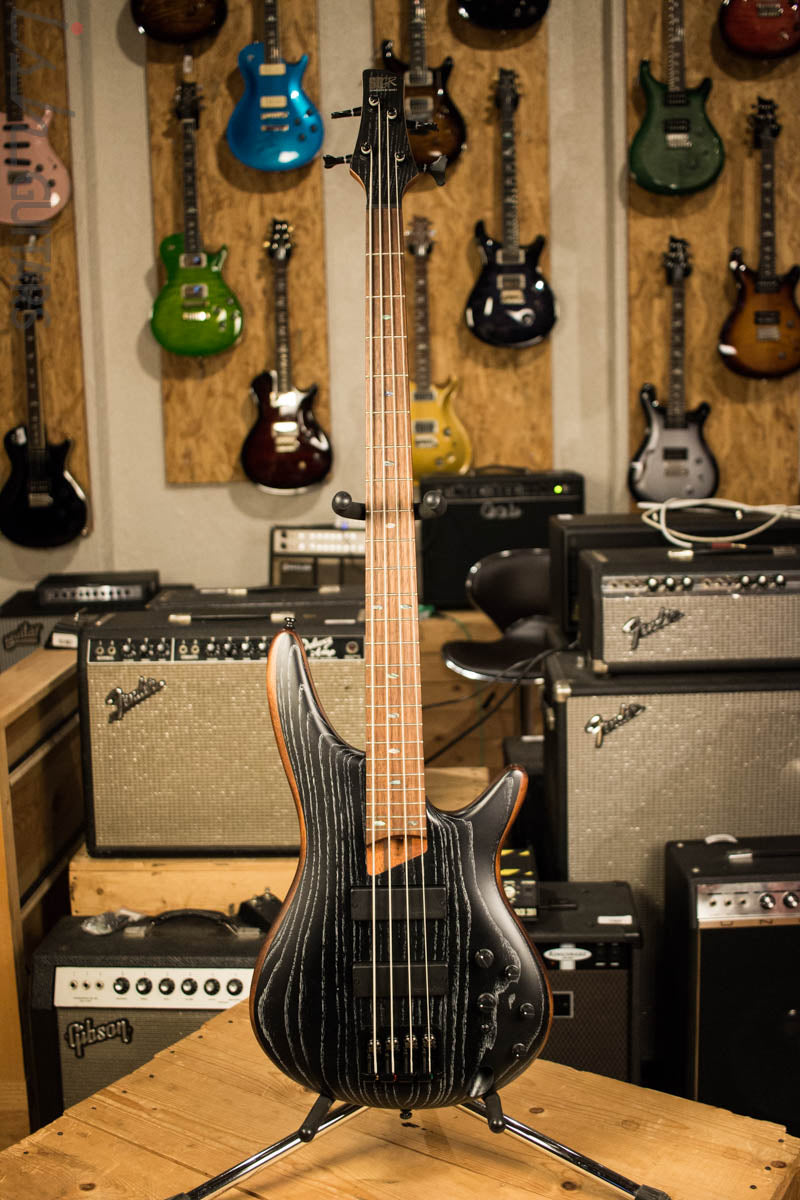 Ibanez SR670 Silver Wave Black Electric Bass