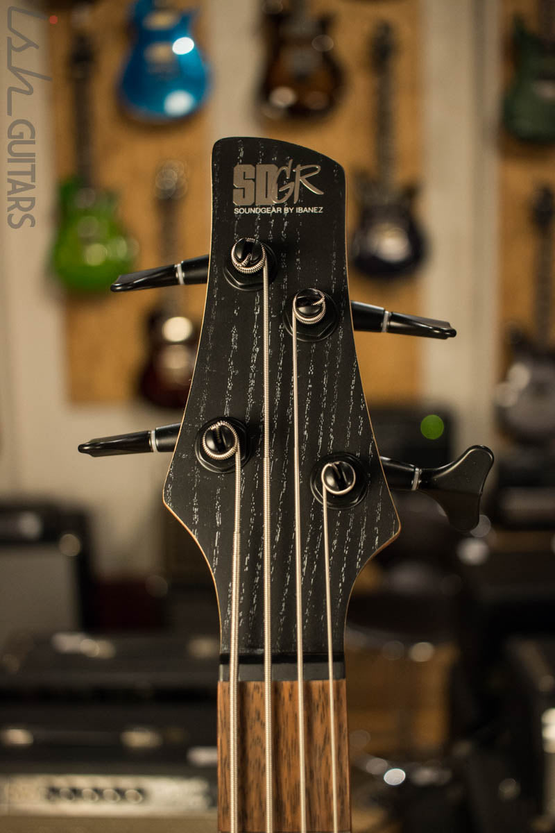 Ibanez SR670 Silver Wave Black Electric Bass