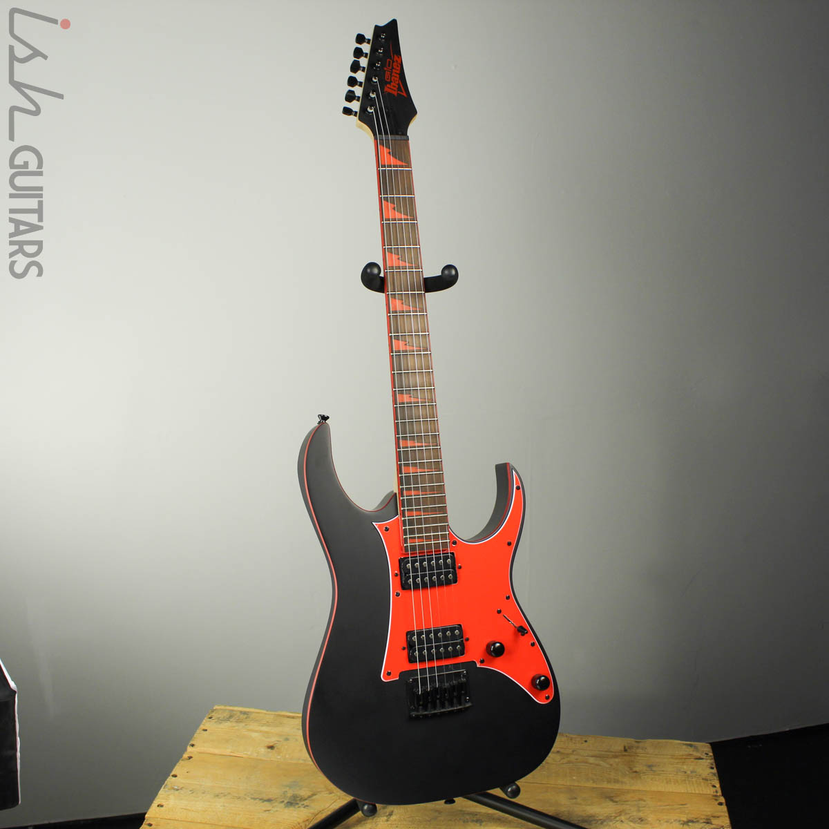Ibanez Gio GRG131DX Black Flat – Ish Guitars
