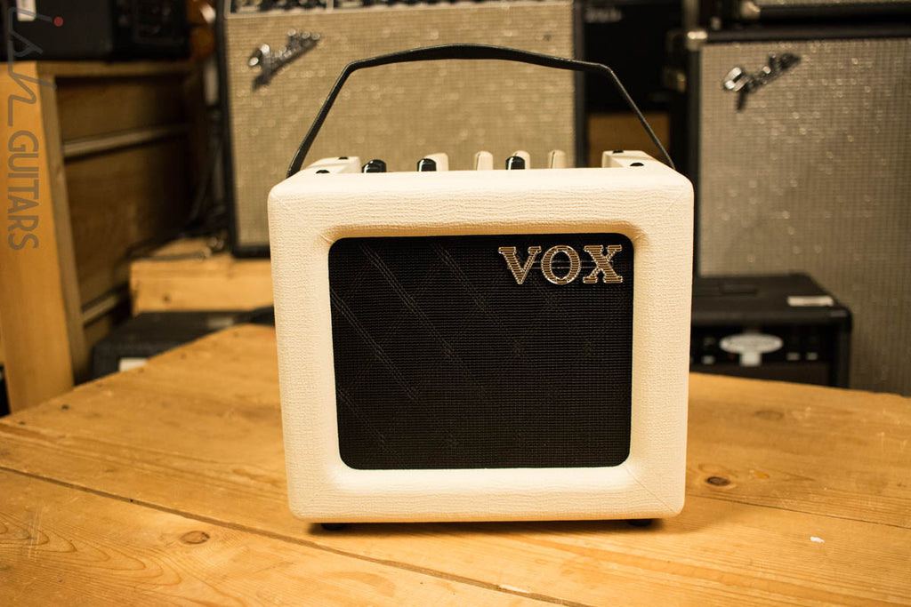 Vox Mini3 G2 Battery Powered Modeling Amp Ivory – Ish Guitars