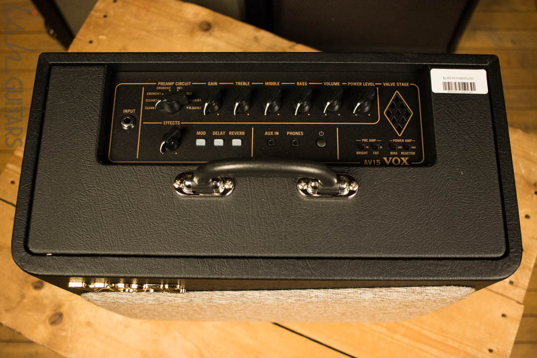 Vox AV15 15W 1x8" Analog Valve Modeling Guitar Amp