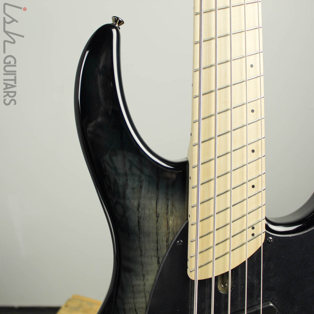 Dingwall Combustion 5-String 3-PUP 2 Tone Blackburst Swamp Ash Top