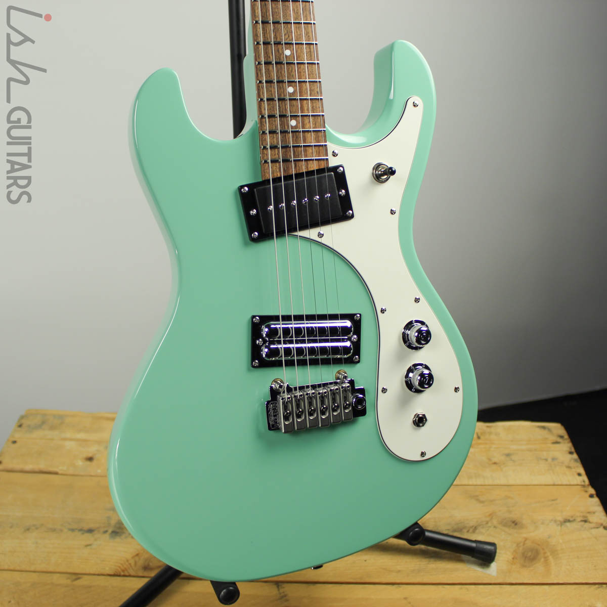 Danelectro '64XT Vintage Aqua – Ish Guitars