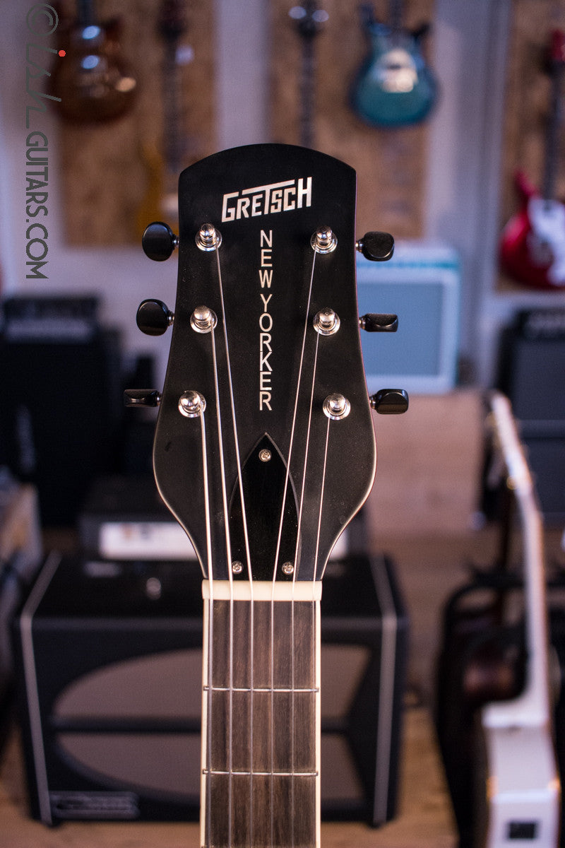 Gretsch G9555 New Yorker Archtop Acoustic-Electric Guitar Sunburst