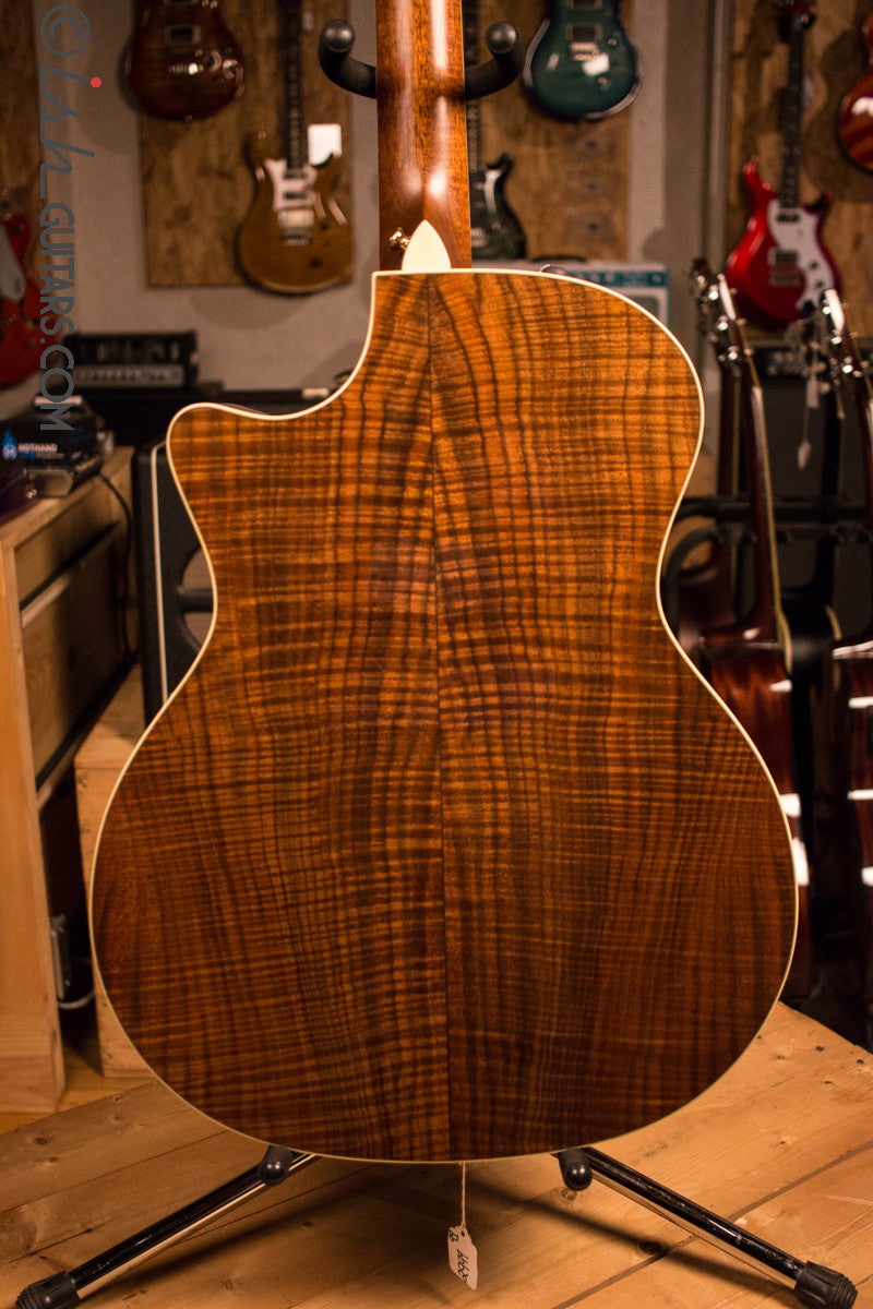 Taylor W14CE-LTD Acoustic Electirc Guitar Walnut Back and Sides
