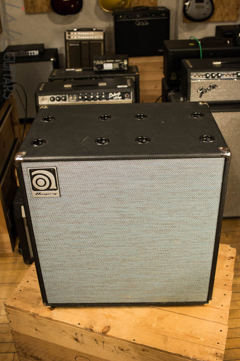 Ampeg SVT-212AV Bass Cabinet