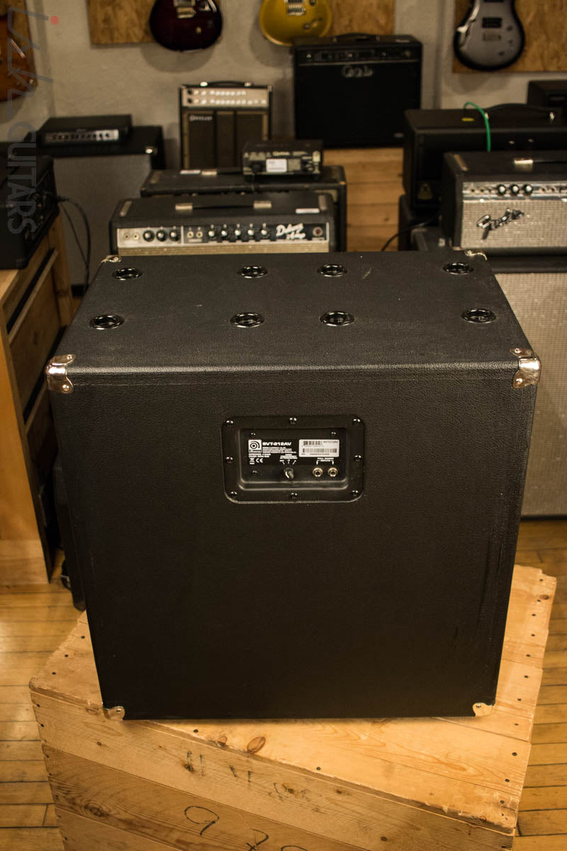 Ampeg SVT-212AV Bass Cabinet