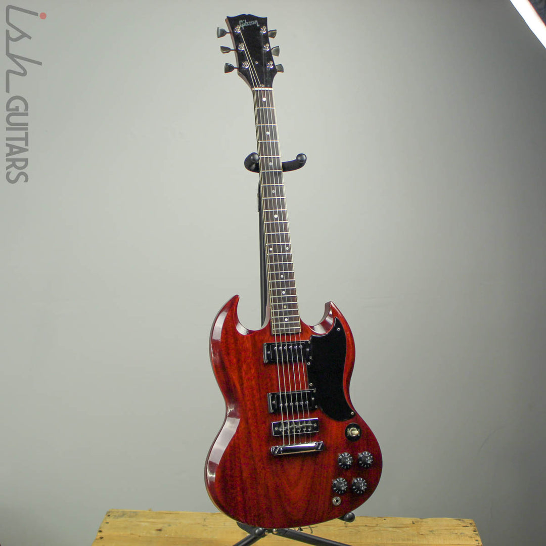 1972 Gibson SG Deluxe Cherry w/ OHSC (DEMO VIDEO)