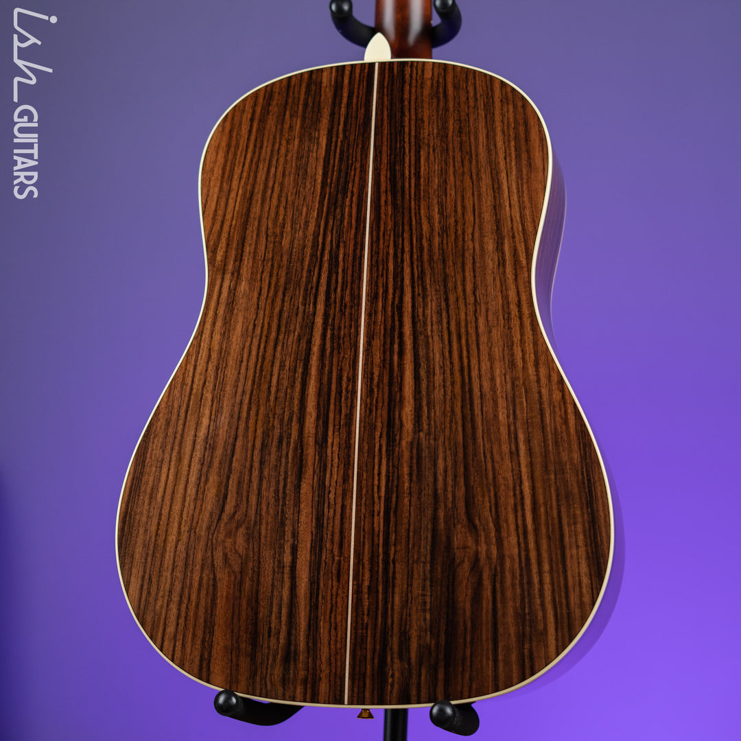 Alvarez Yairi Masterworks DYMR70SB Dreadnought Slope Shoulder Sunburst