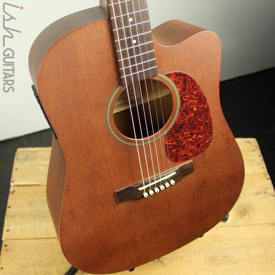 2001 Martin DC-15E Mahogany