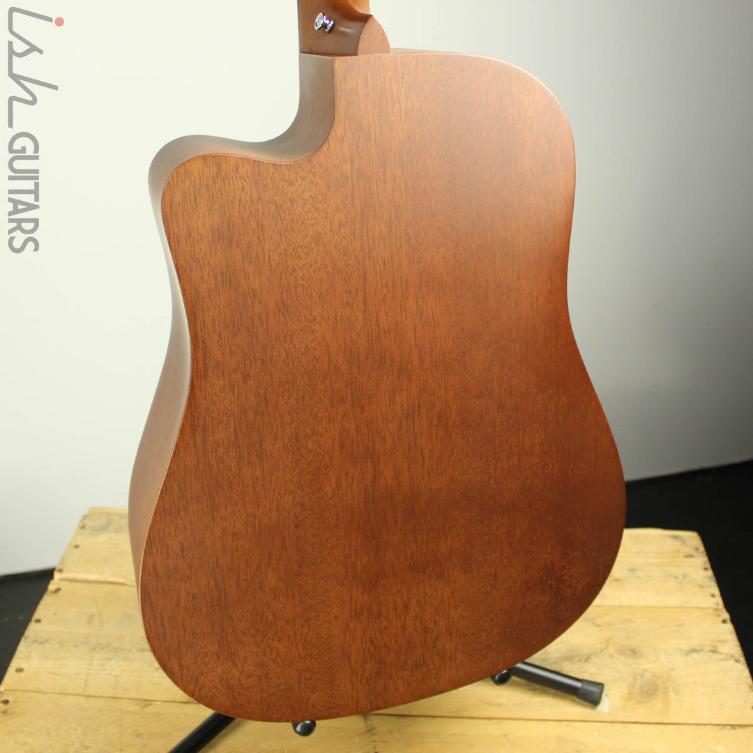 2001 Martin DC-15E Mahogany