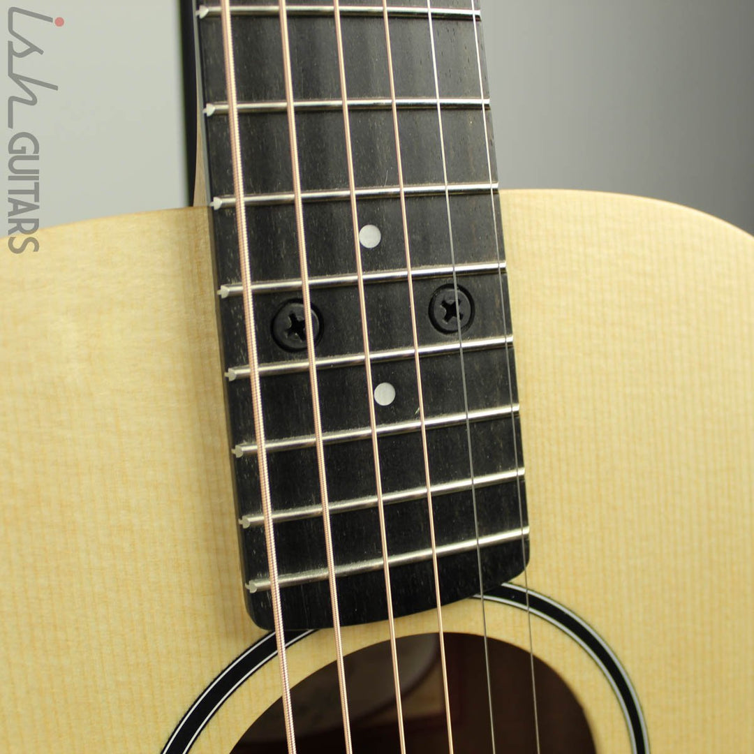 Taylor BT1 Baby Taylor Walnut