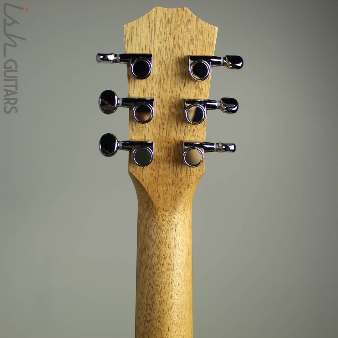 Taylor BT1 Baby Taylor Walnut