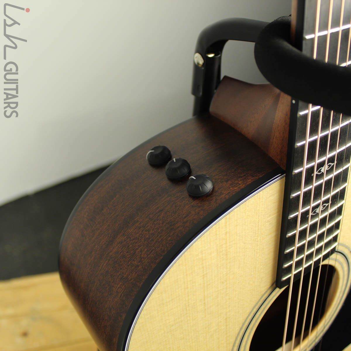 2019 Taylor 317e Grand Pacific Dreadnought Natural – Ish Guitars