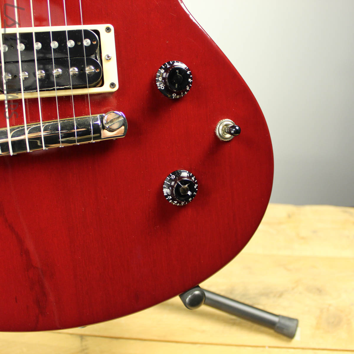 1996 Gibson The Hawk – Ish Guitars