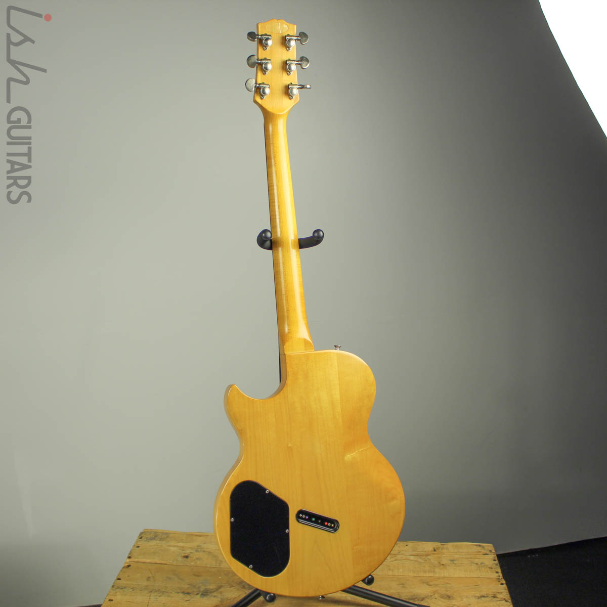 1976 Gibson L6-S Natural – Ish Guitars
