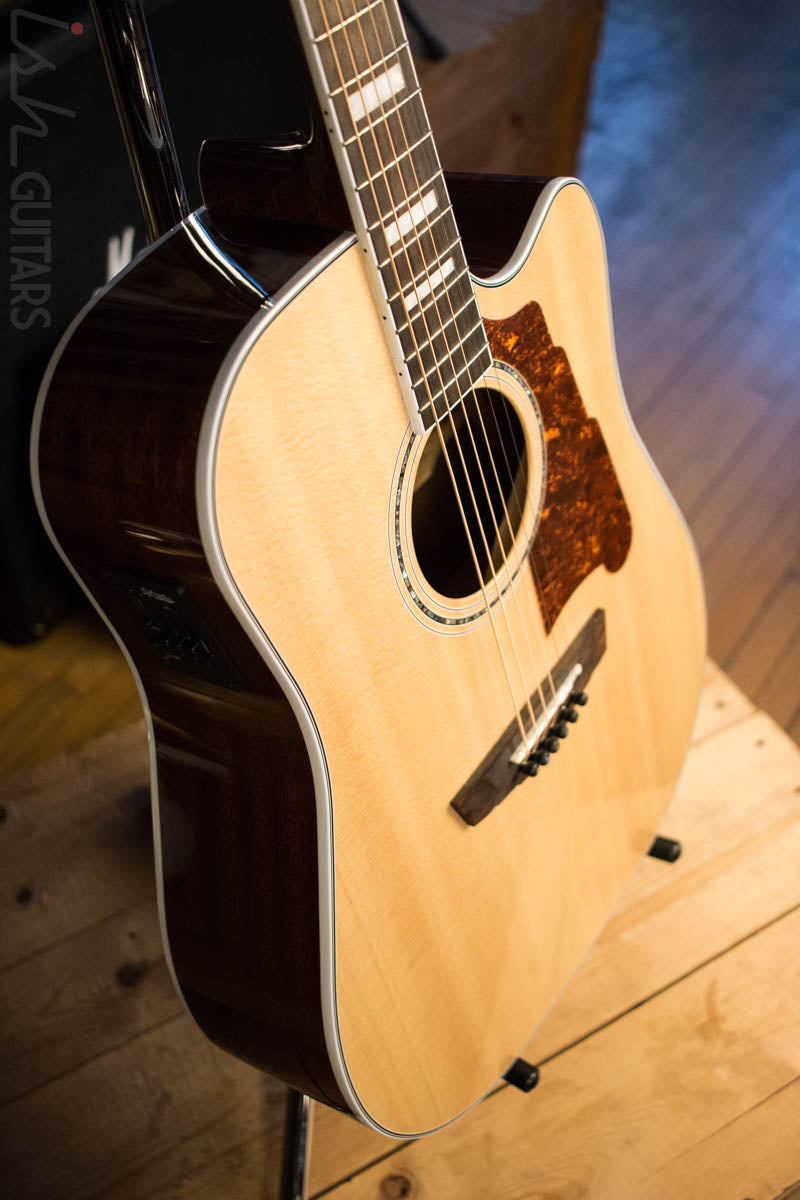 D’Angelico Premier Bowery Acoustic Guitar Natural
