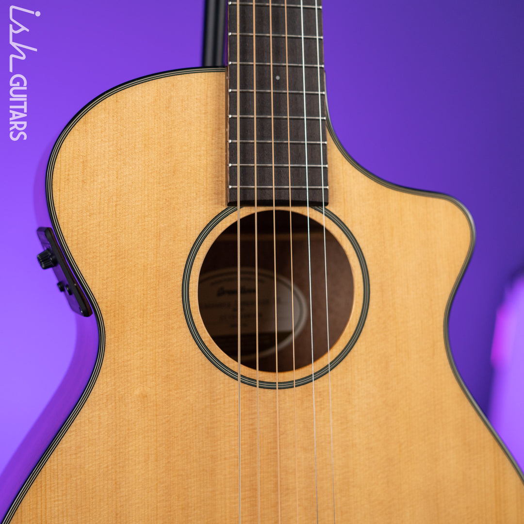 Breedlove Discovery Companion CE Acoustic-Electric Guitar Natural