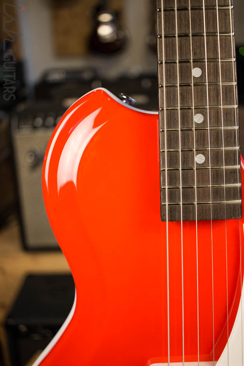 Supro 1572VPR Belmont Vibrato Single Pickup Americana Series Electric Guitar Poppy Red