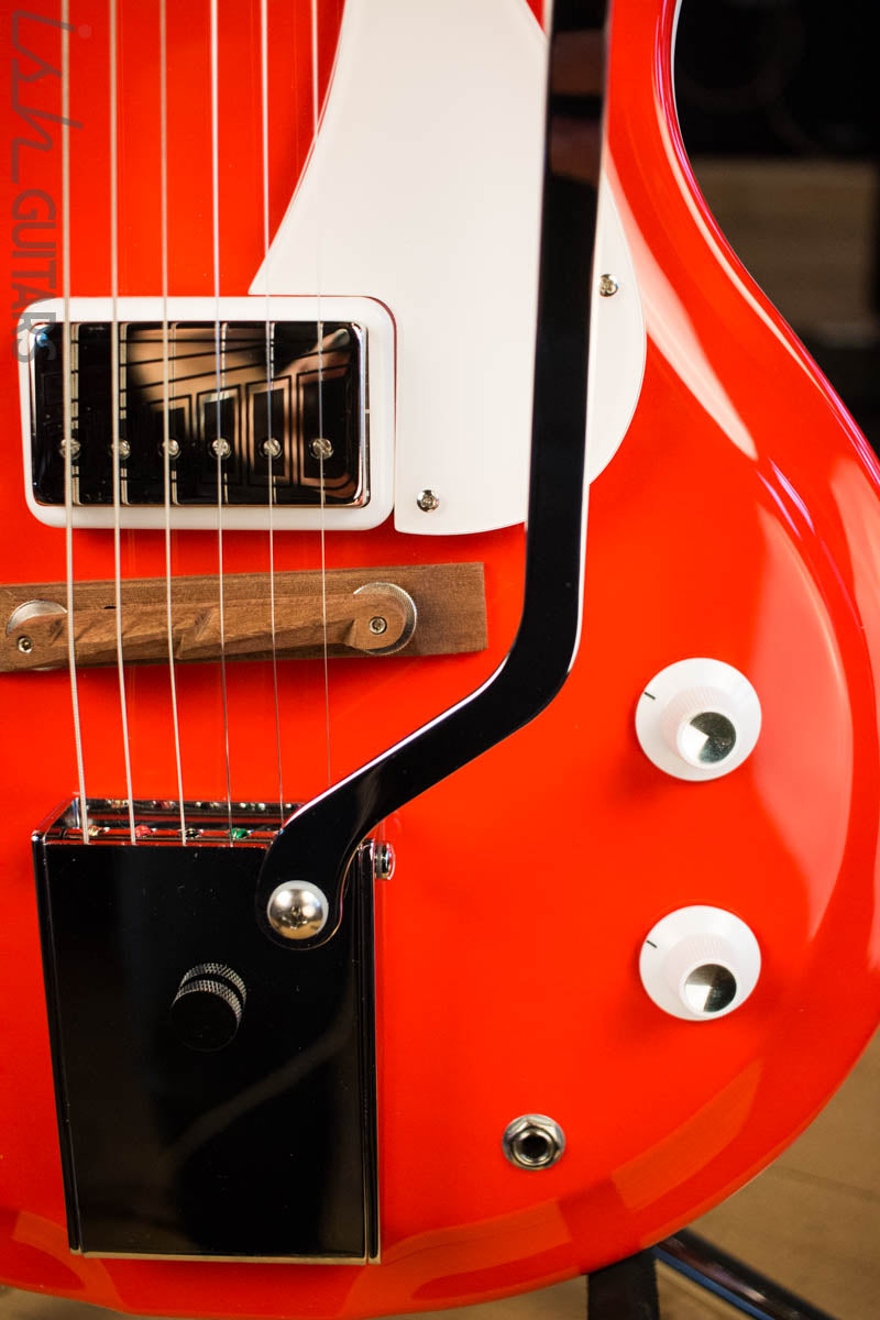 Supro 1572VPR Belmont Vibrato Single Pickup Americana Series Electric Guitar Poppy Red