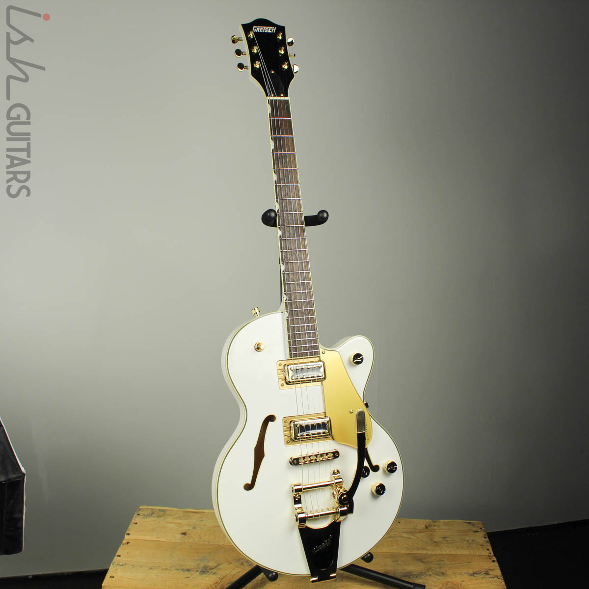 Gretsch G5655TG Limited Edition Electromatic Gold Hardware Snow