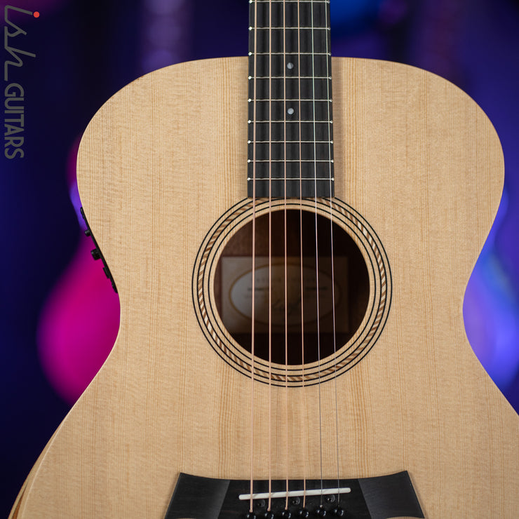 Taylor Academy 12e Acoustic Guitar Natural