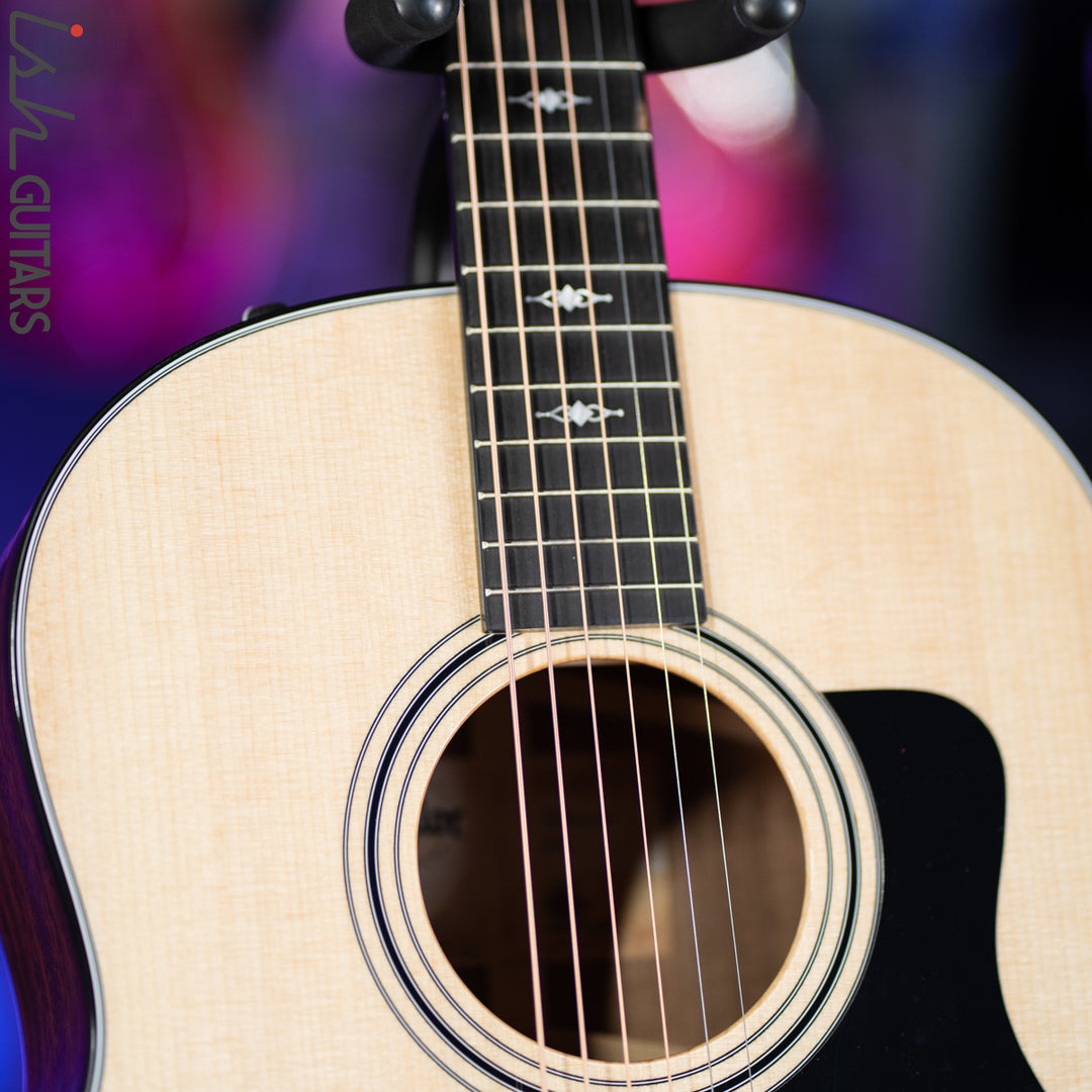Taylor 317e Grand Pacific V-Class Natural