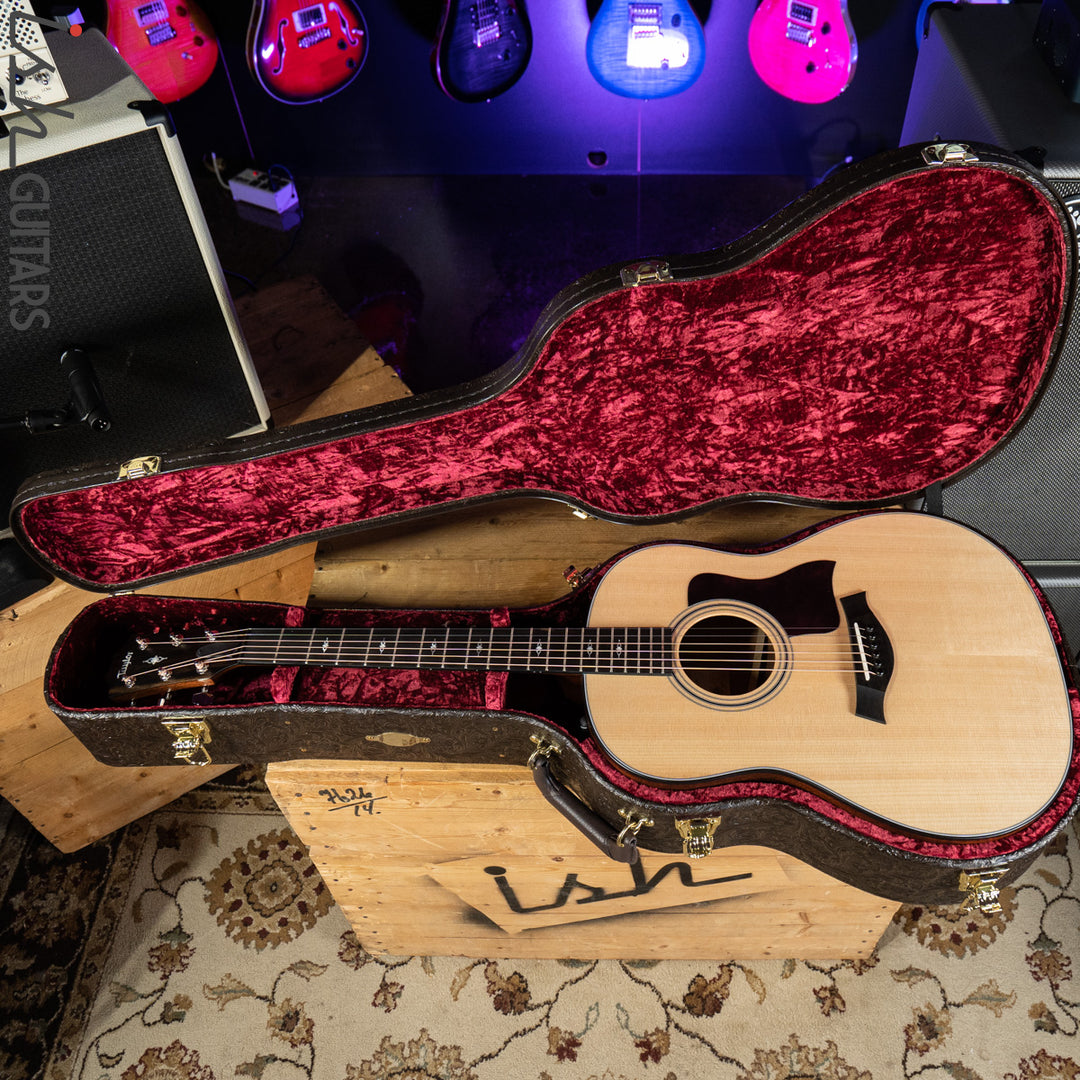 Taylor 317e Grand Pacific V-Class Natural