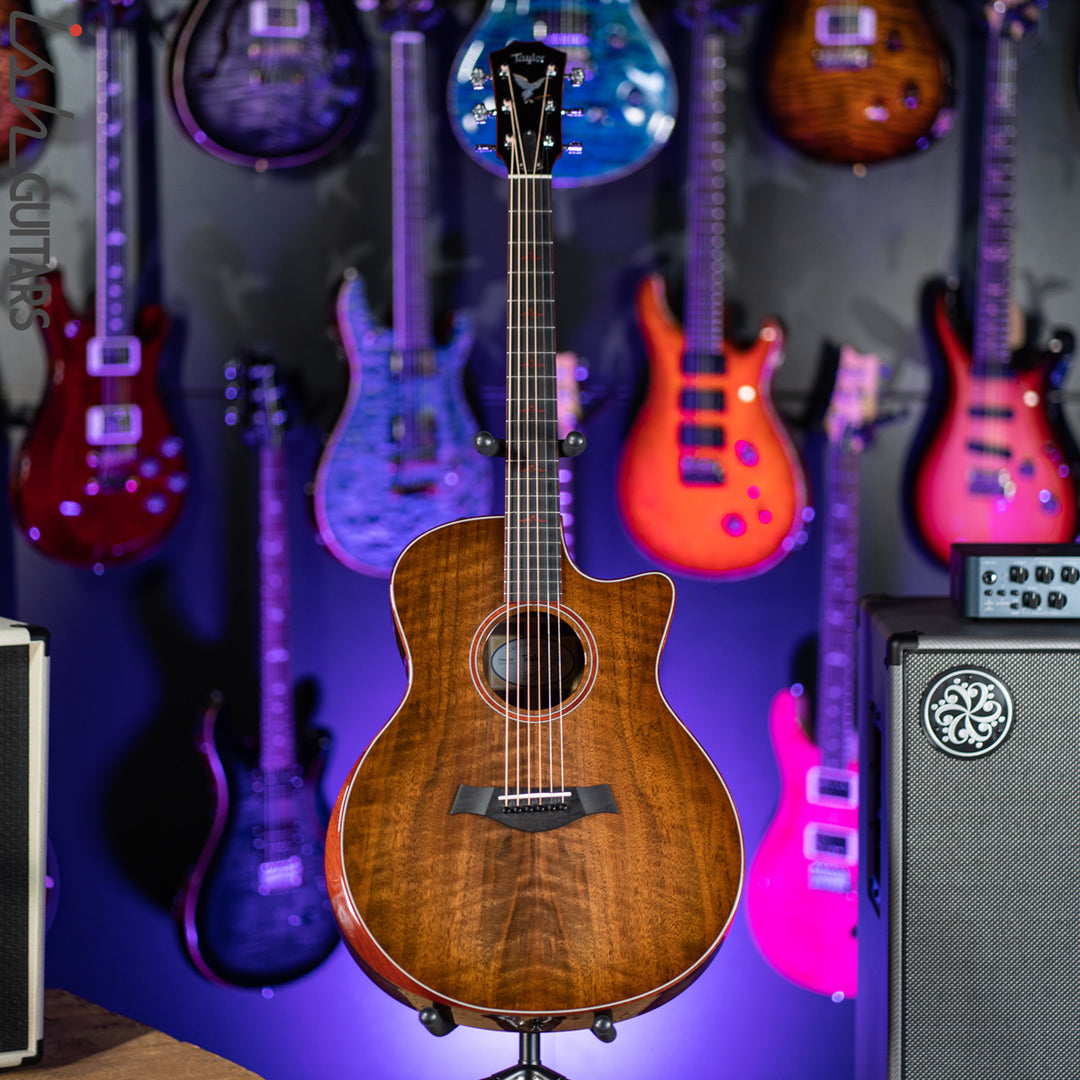 2019 Taylor Custom Grand Symphony Catch Walnut Bloodwood