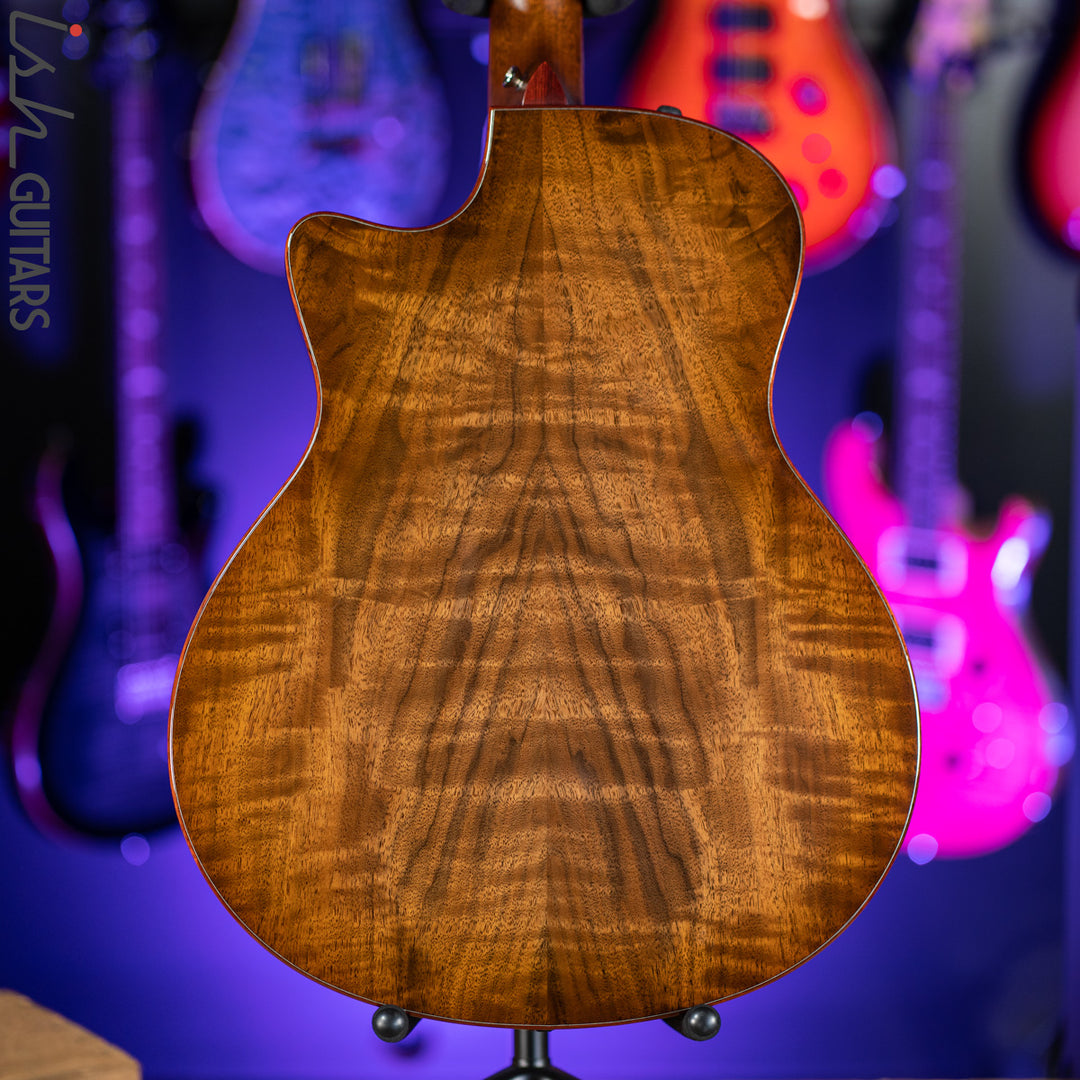 2019 Taylor Custom Grand Symphony Catch Walnut Bloodwood