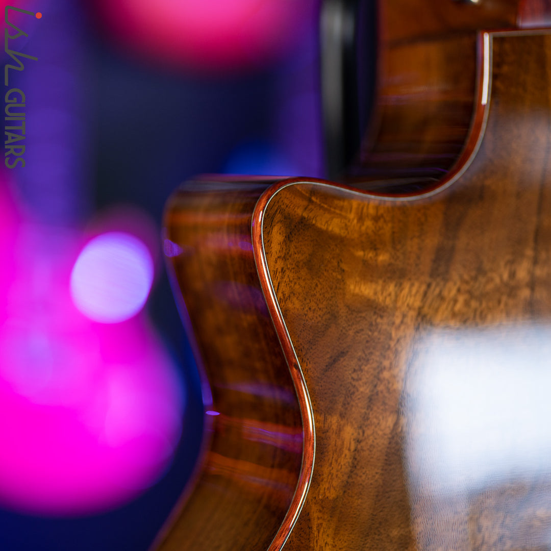 2019 Taylor Custom Grand Symphony Catch Walnut Bloodwood